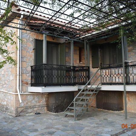 Ouranias Studios Kardhamili Exterior foto